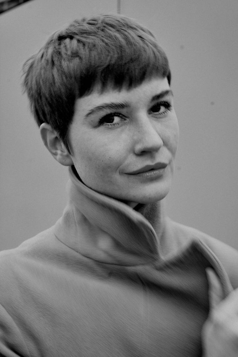 Portraitshooting mit Amelie in Berlin, Portraitfotografie von Sebastian Weindel