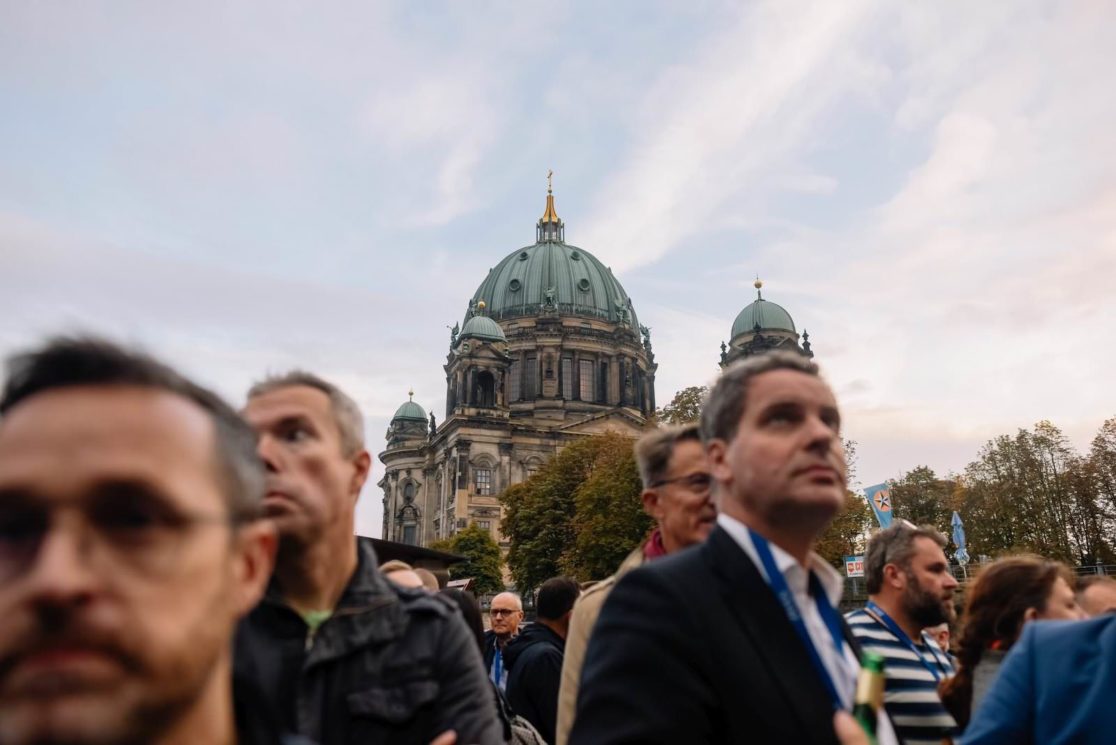 Berliner Dom als Kulisse beim Zeiss Better Vision Event