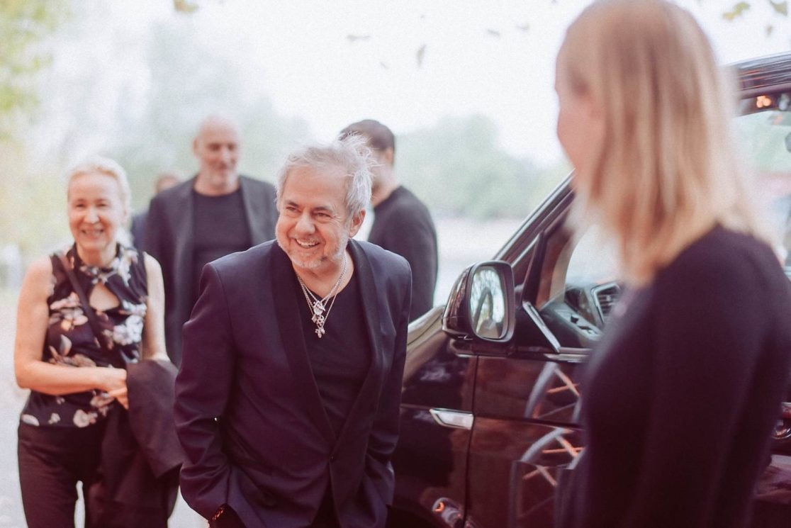 Helmut Zerlett als Gast bei seiner Ankunft beim Festival des Deutschen Films Ludwigshafen