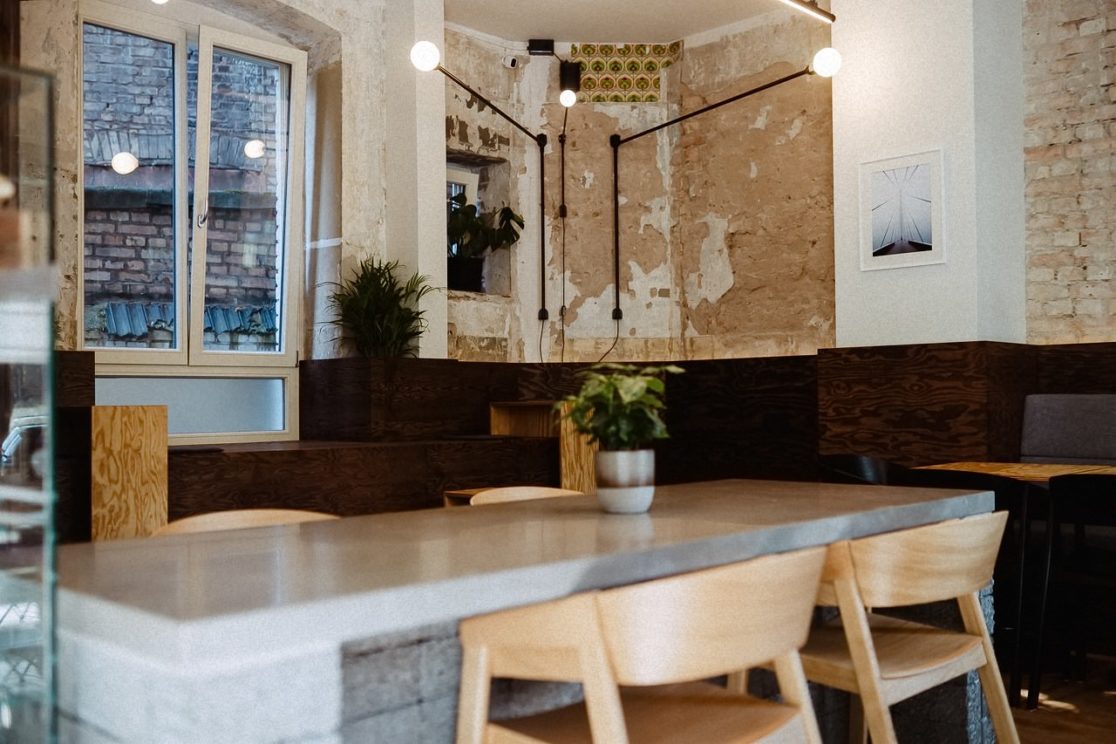 Interior des Concrete Coffee Roasters in Mannheim