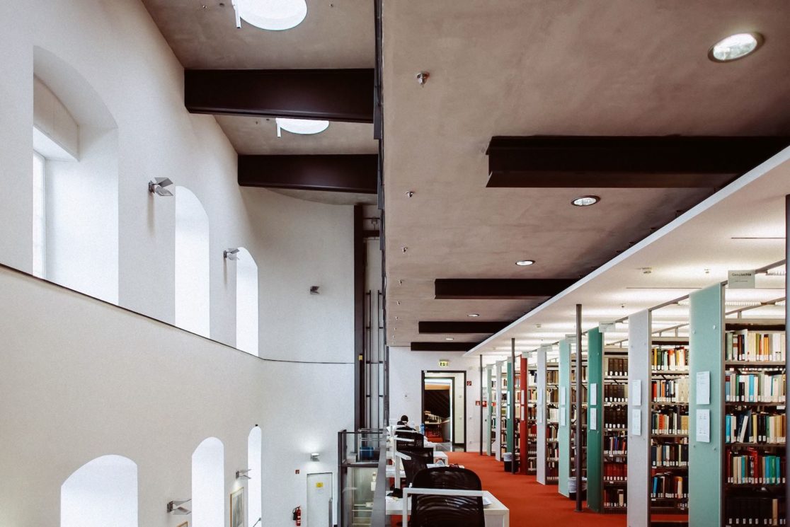 Bibliothek der VWL-Fakultät an der Universität Mannheim, Interiorfotografie