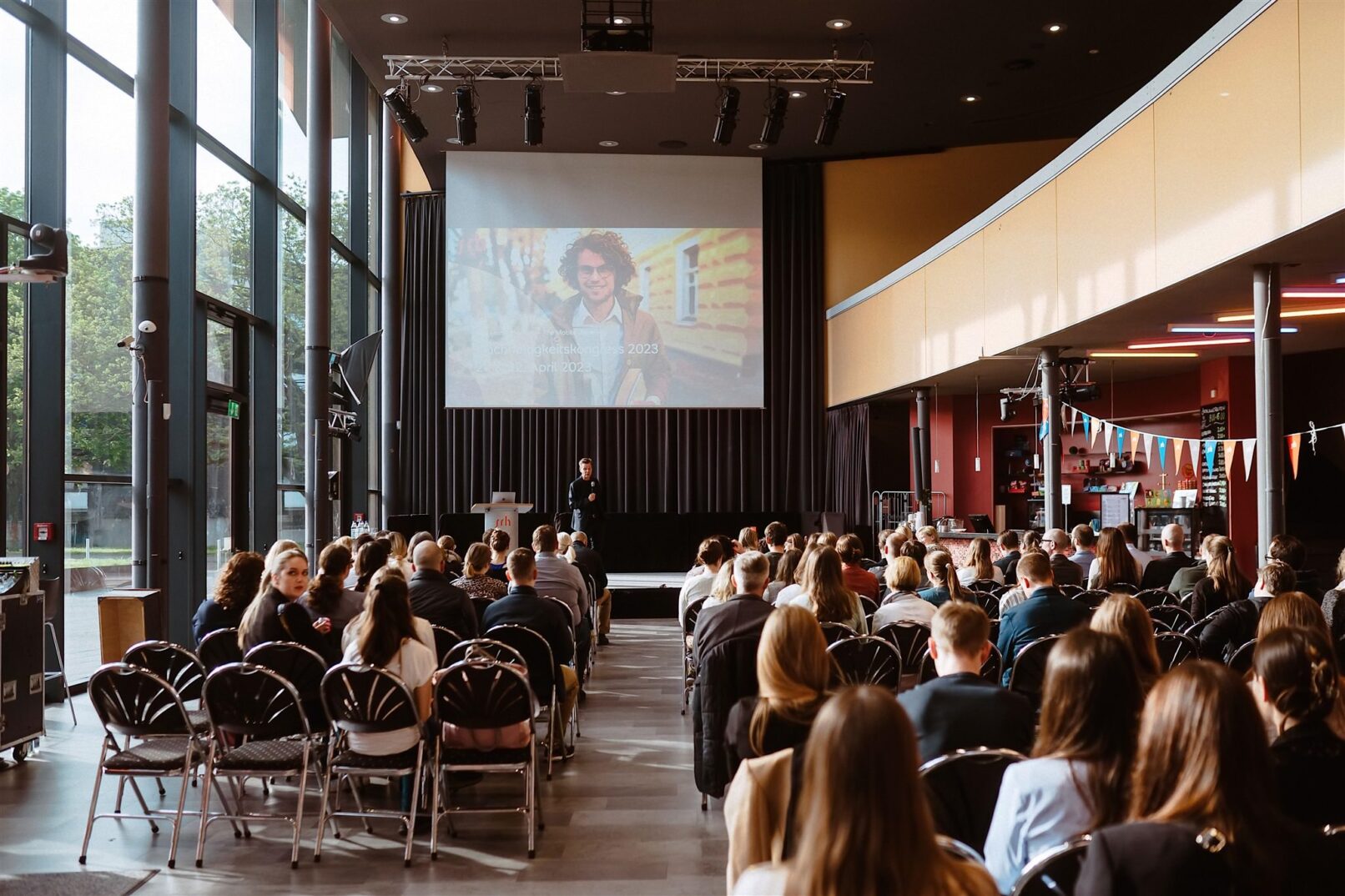 Publikumsfrage beim SRH Nachhaltigkeitskongress Heidelberg